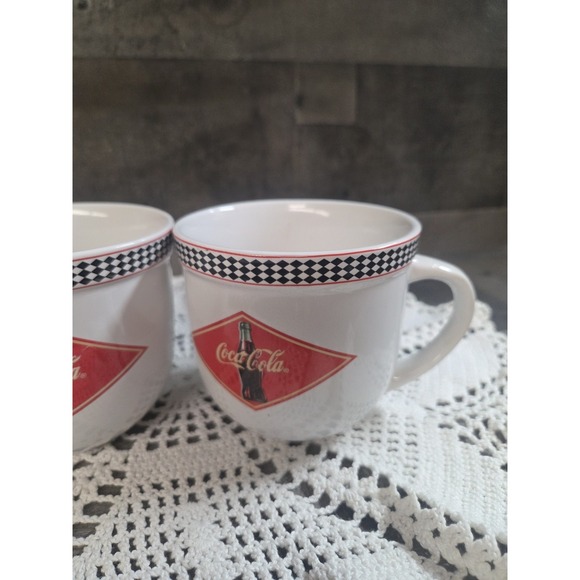 Vtg 2003 Gibson Coca-Cola Coffee Mugs/Cups Black/Red Checkered Designs Set of 2 - Picture 3 of 7